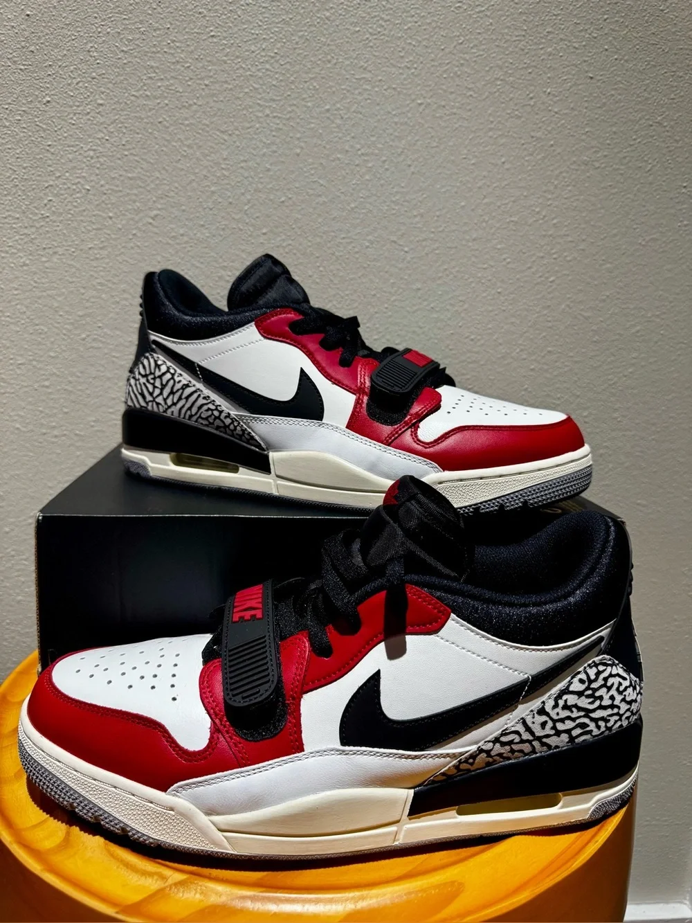 Air Jordan Legacy 312  Low Size 12
